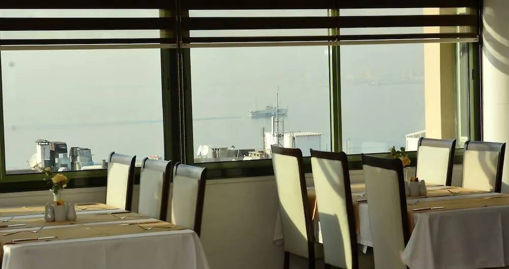 Hotel Marla Σμύρνη 3*,