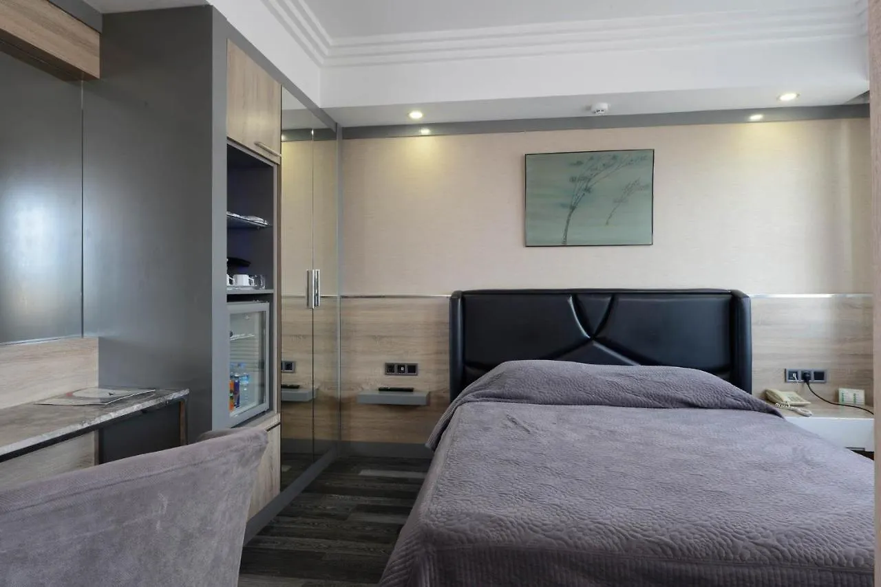 Hotel Marla Σμύρνη