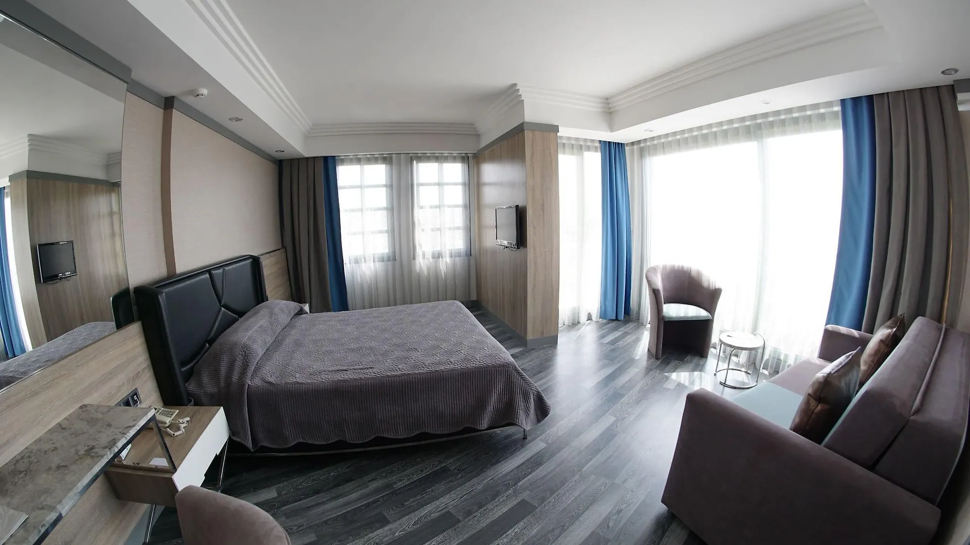 Hotel Marla Σμύρνη